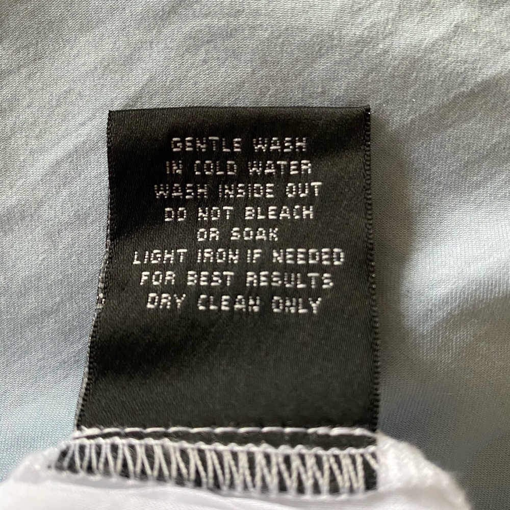 Elegant White Maxi Skirt - Picture 11 of 11